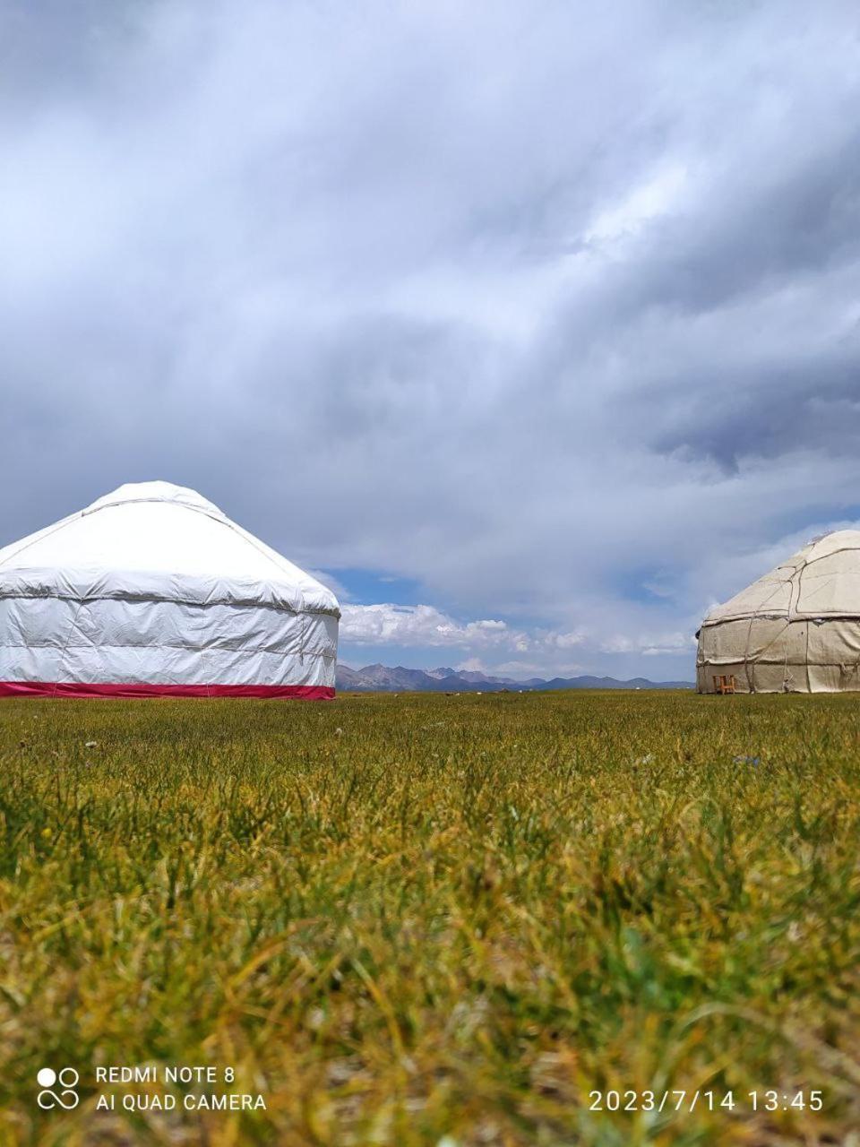 Отель Zalkar Yurt Camp Song-Kul Экстерьер фото