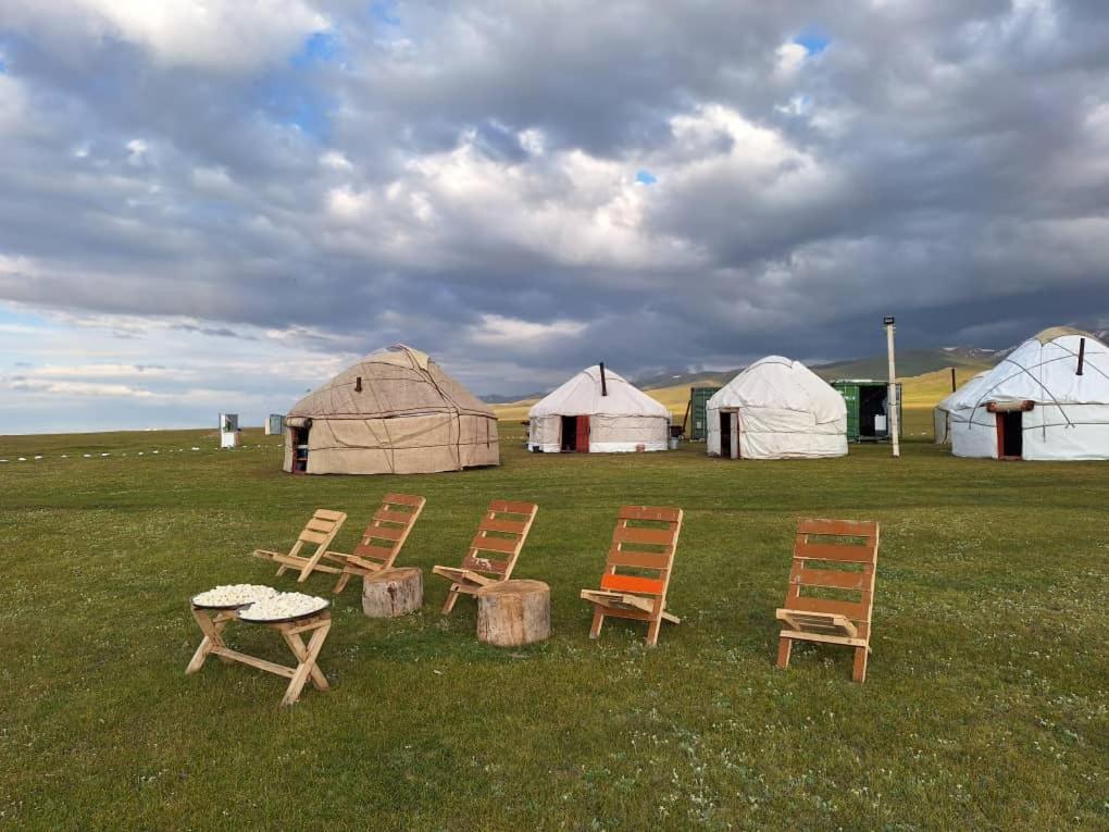 Отель Zalkar Yurt Camp Song-Kul Экстерьер фото