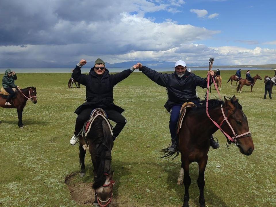 Отель Zalkar Yurt Camp Song-Kul Экстерьер фото